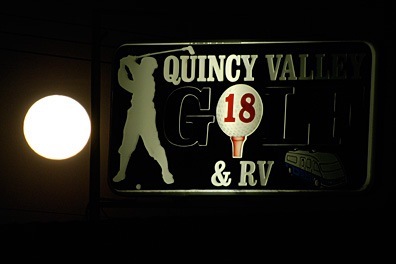 Quincy Golf Moon