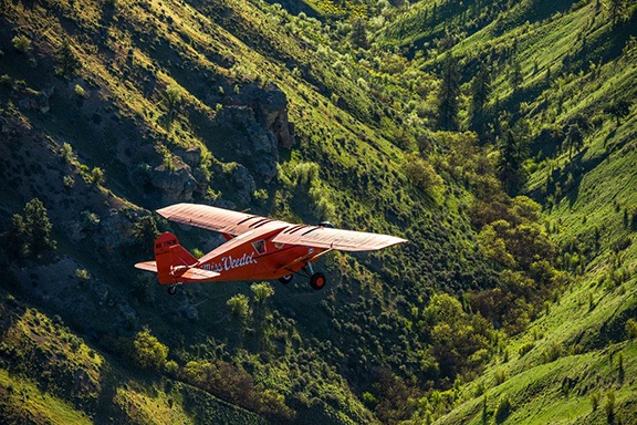Miss Veedol Flies up a Canyon