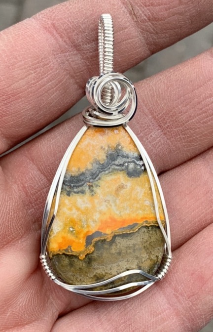Bumble Bee Jasper